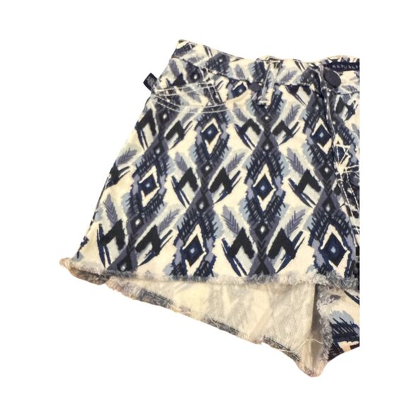 Rock & Republic Women's Lolita Aztec Print Frayed Hem Denim Shorts Size 2 EUC - Picture 2 of 6